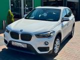 BMW X1 sDrive 18 i - BMW: Taxi