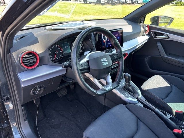 Arona FR TSI DSG AHK Navi LED Sitzhzg. Ganzjahre