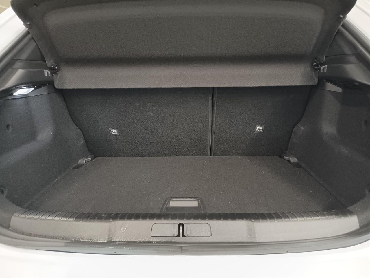 Fahrzeugabbildung Opel Mokka 1.2 Turbo 48V MHEV Edition+Navi+PDC