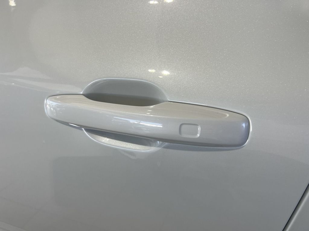 Volvo XC60 T6 R-Design Recharge AWD ACC AHK Kamera LED