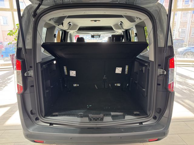 Ford Tourneo Courier Titanium