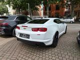 Chevrolet Camaro Coupé Sport Euro6 Unfallfrei - Chevrolet Camaro Sport mit Benzin-Antrieb