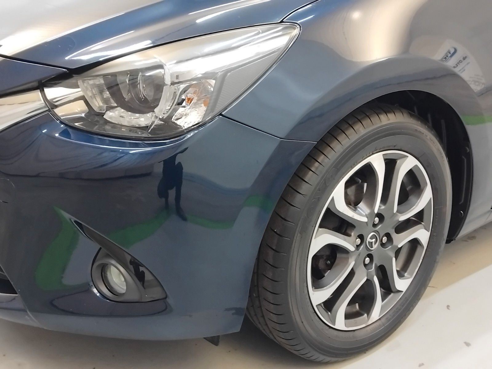 Mazda 2 (08/2015, Benzin)