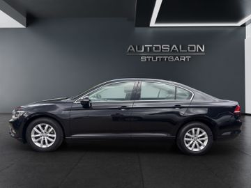 Volkswagen Passat - 2
