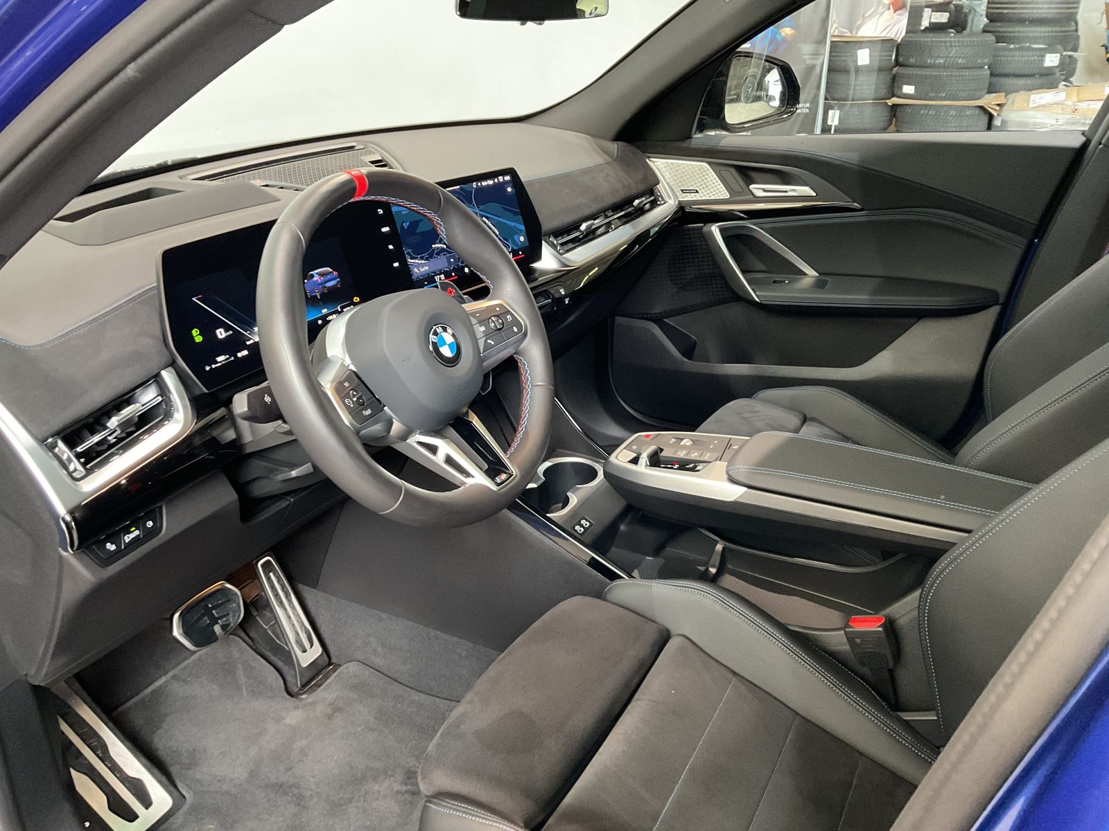 Fahrzeugabbildung BMW X2 M35i xDrive |Glasdach |M Sportpaket Pro |20"
