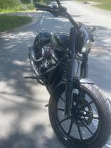 Harley-Davidson Breakout / Softail / Heritage/ Service & TÜV Neu - Offers