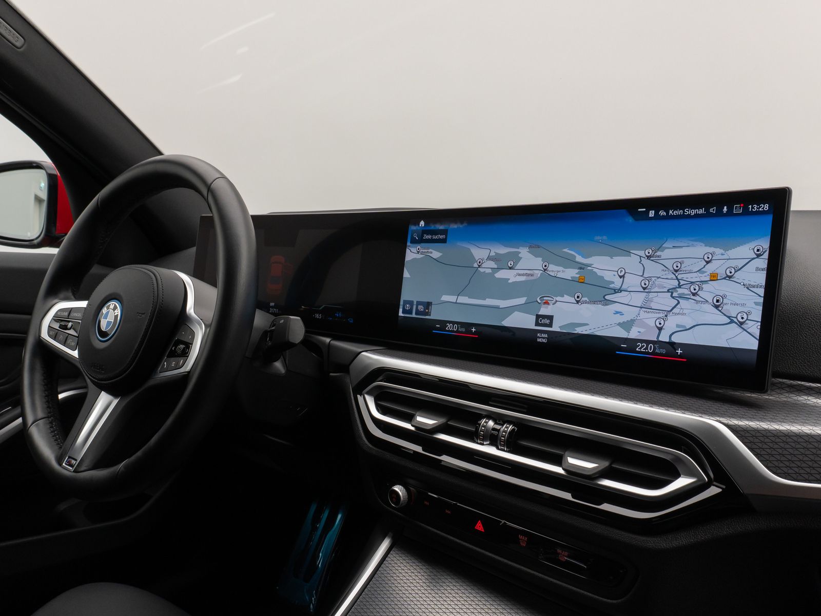 Fahrzeugabbildung BMW 330e M Sport HUD DAB PDC Geschwindigkeitsreg