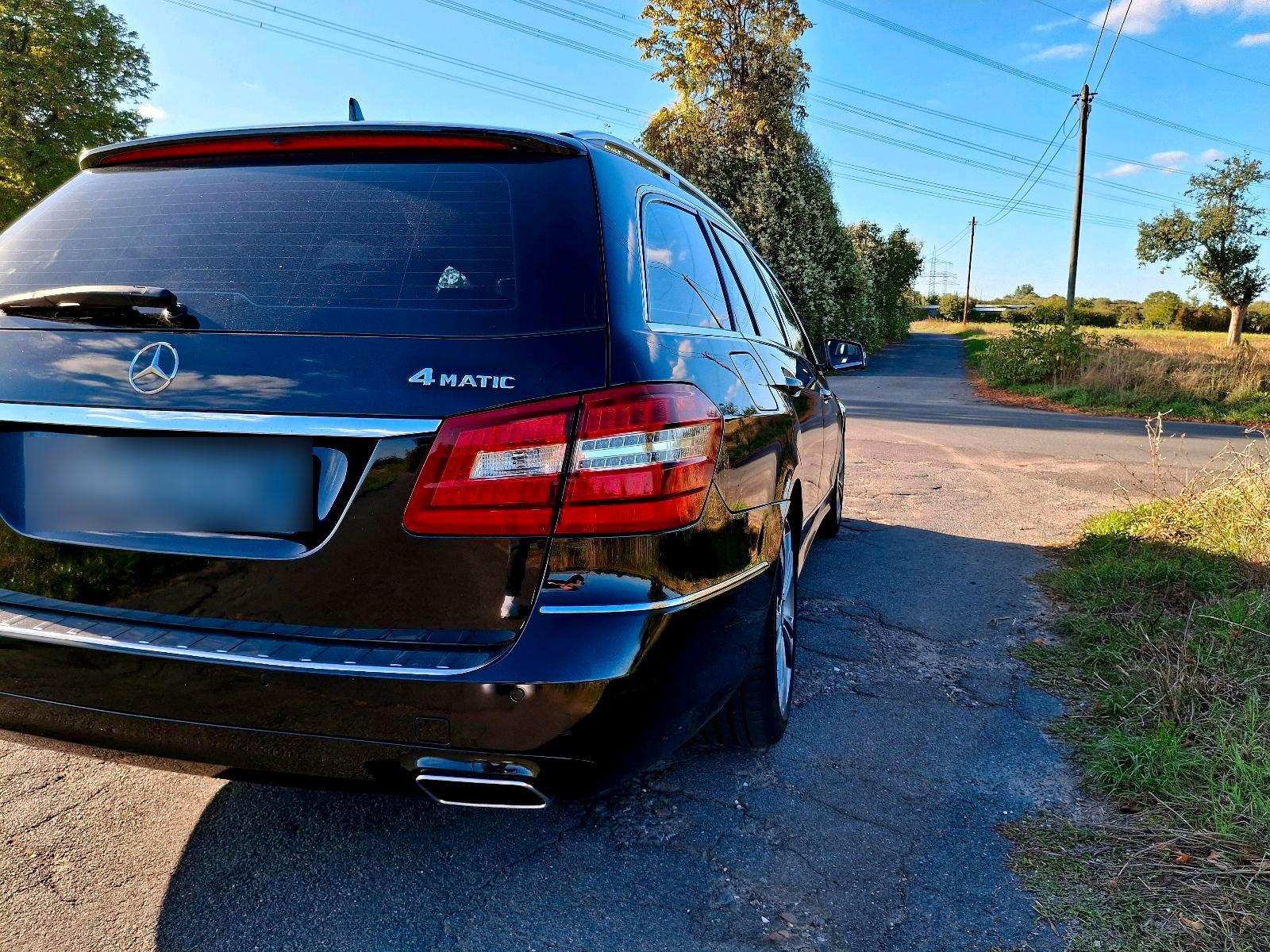 Mercedes-Benz E350 2013 — engine 265 HP (195kW)