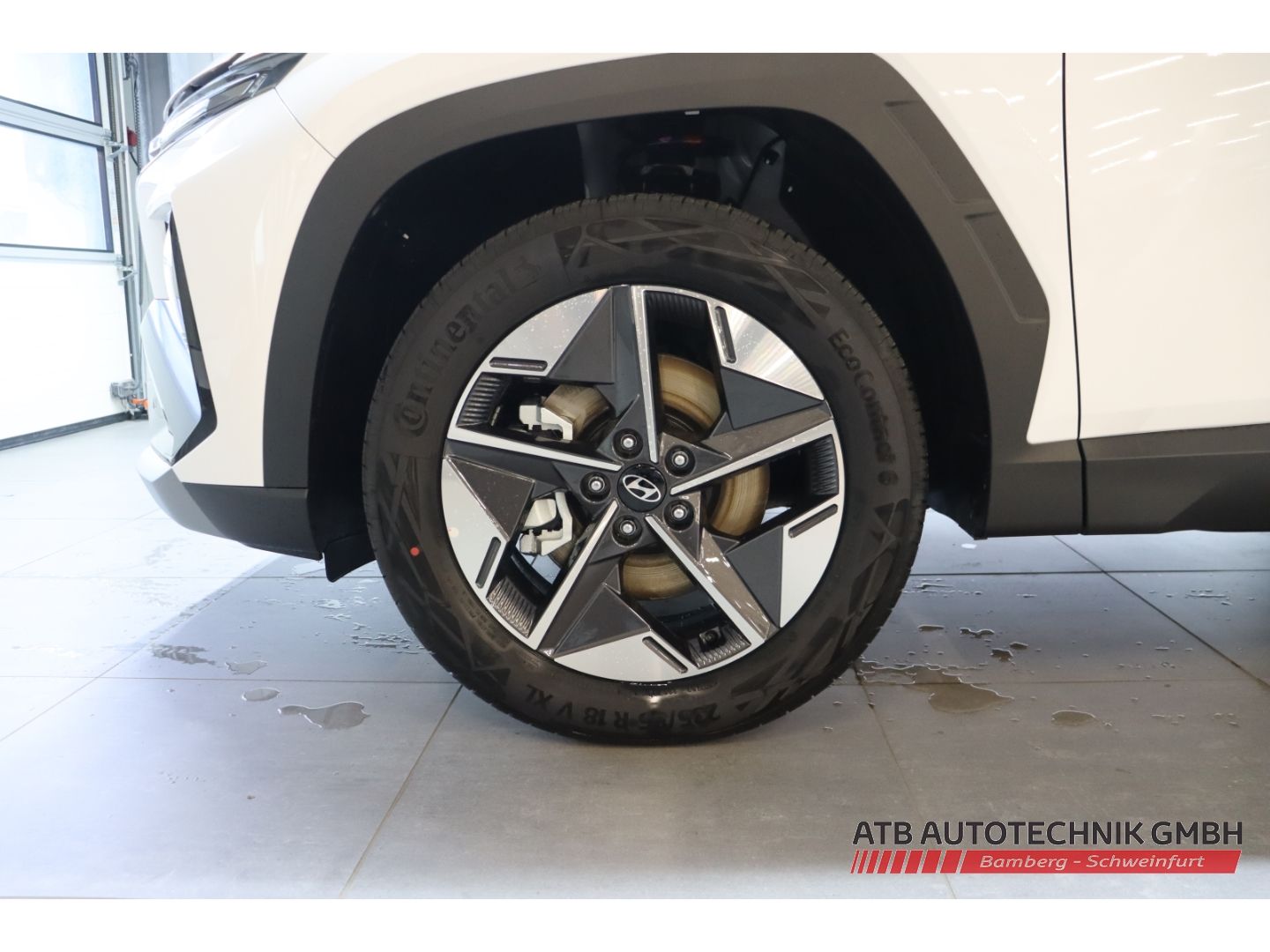Fahrzeugabbildung Hyundai Tucson MY25 Trend 1.6 T-GDi Hybrid A/T
