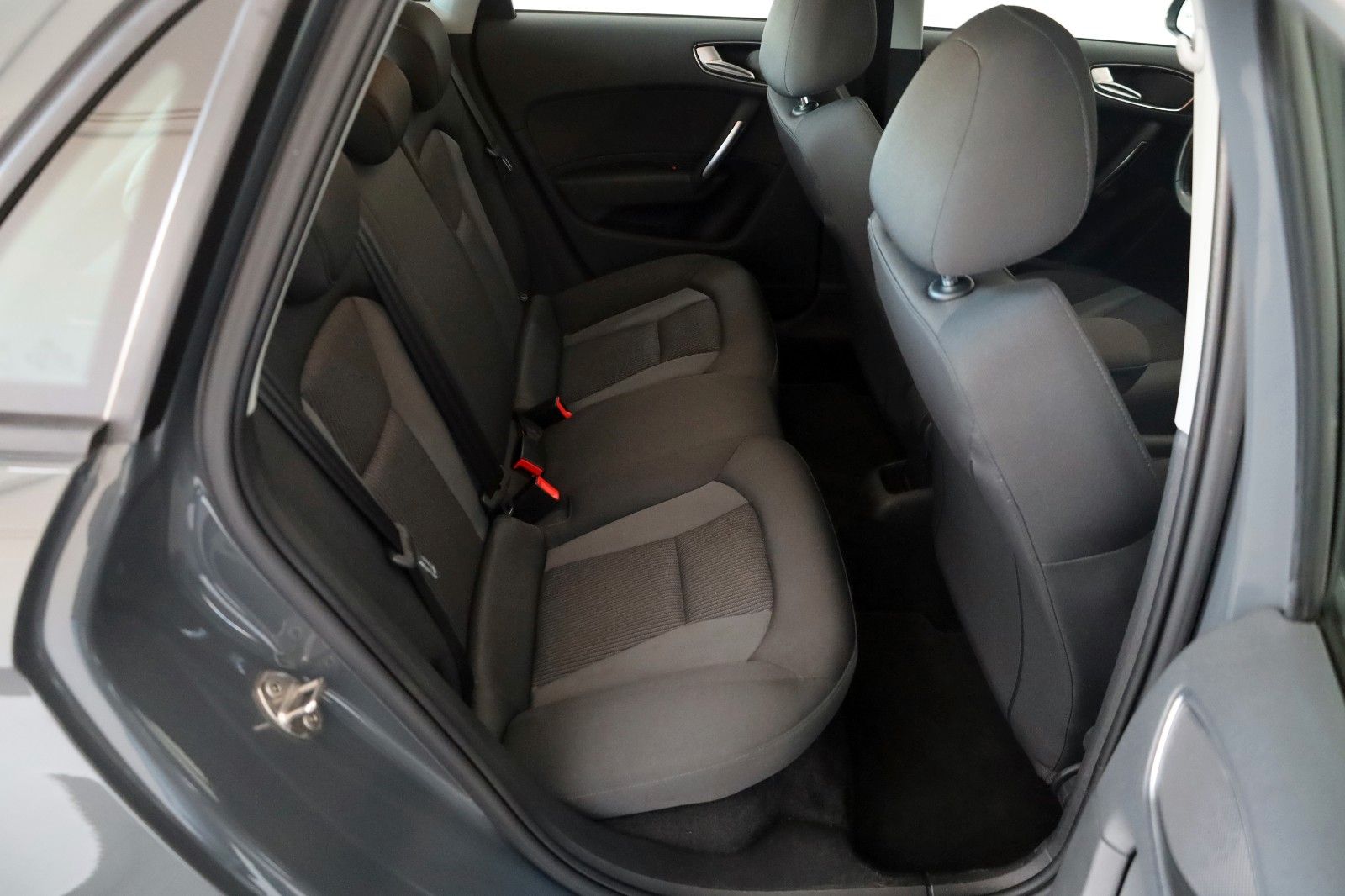 Fahrzeugabbildung Audi A1 Sportback design,PDC,8 fach bereift