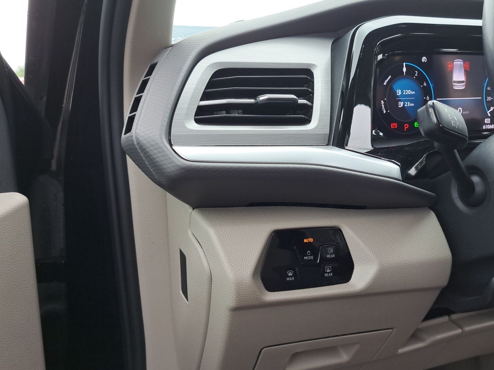 Volkswagen Multivan 1.4 TSI eHybrid Life LÜ AHK Stand Nav A foto 15