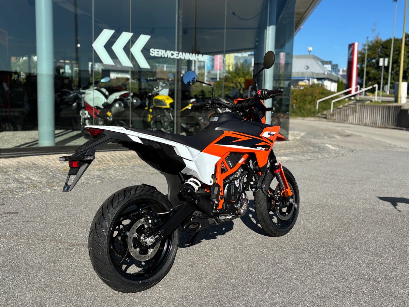 Fahrzeugabbildung KTM 125 SMC R 2025