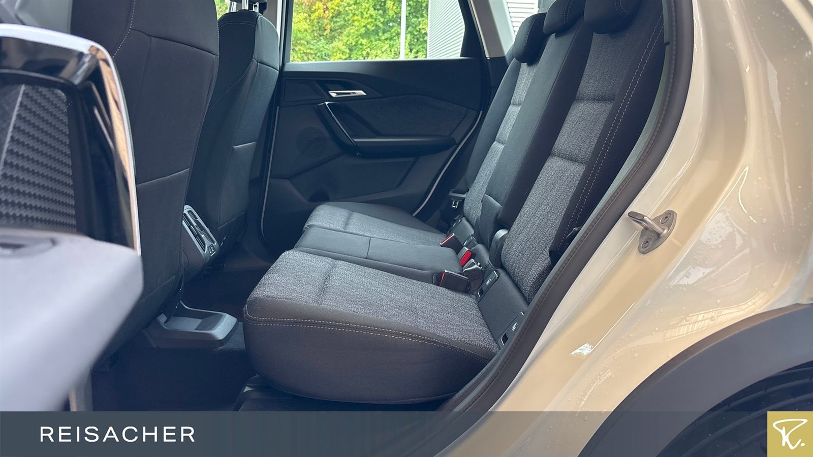 BMW X1 sDrive 20d A LCProf AHK HUD DA PA adaptLED foto 8
