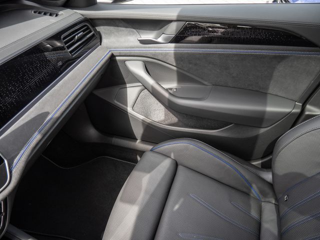 Passat Variant 2.0 TDI R-Line HUD STANDHZ MEMORY