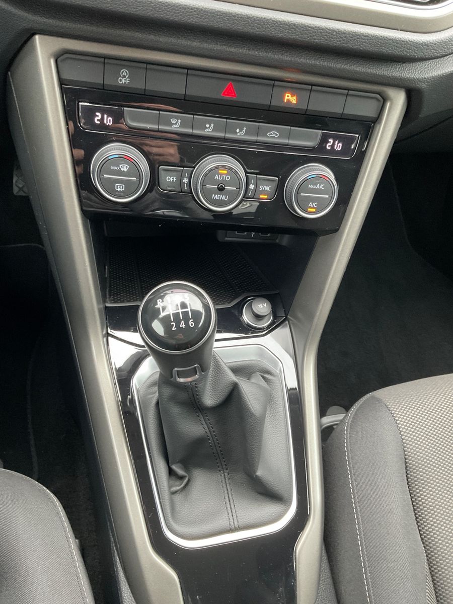 Fahrzeugabbildung Volkswagen T-Roc 2.0 TDI Style,Navi,CarPlay,el.Heckklappe