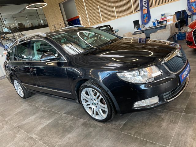 Skoda Superb Combi Elegance 4x4 *PANO*NAVI*ALCANTARA*