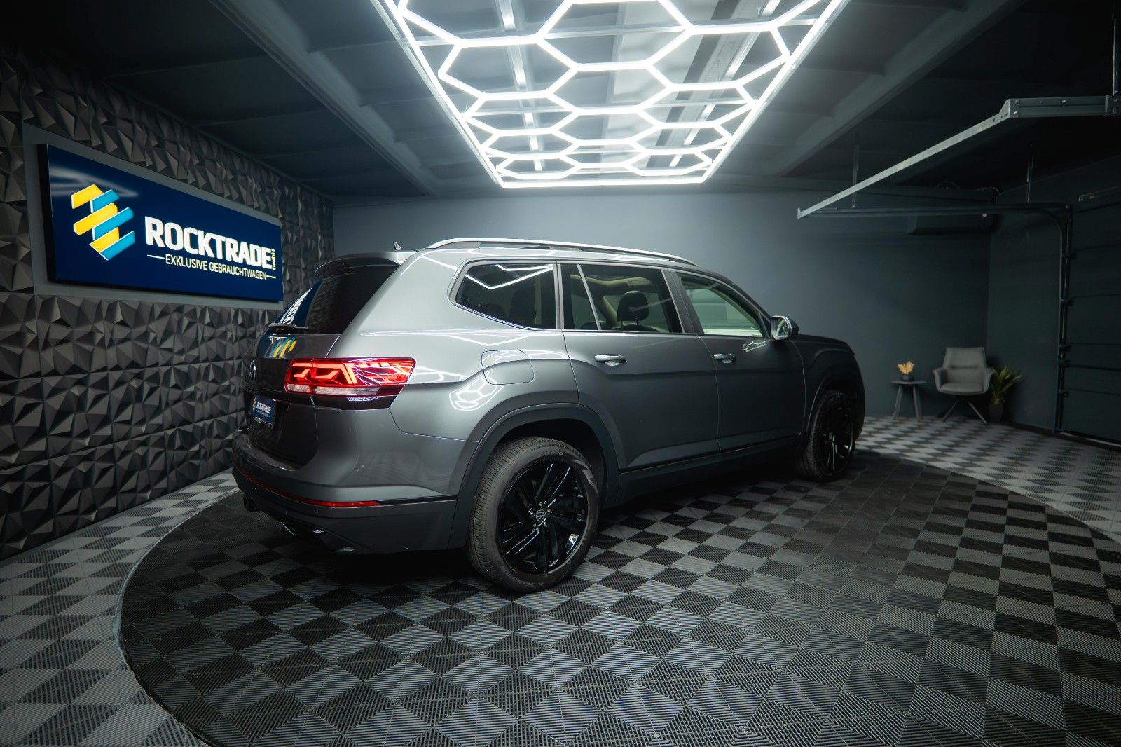 Fahrzeugabbildung Volkswagen ATLAS 3.6 4x4 SEL PREMIUM Black Line *7 Sitze*