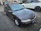 Opel Vectra 1.6 16V Edition 2000  - Opel Vectra: 20 16v