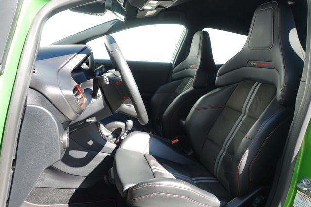 Fahrzeugabbildung Ford Puma 1.5 EcoBoost ST X AHK,KlimaA,LED,Navi,SHZ