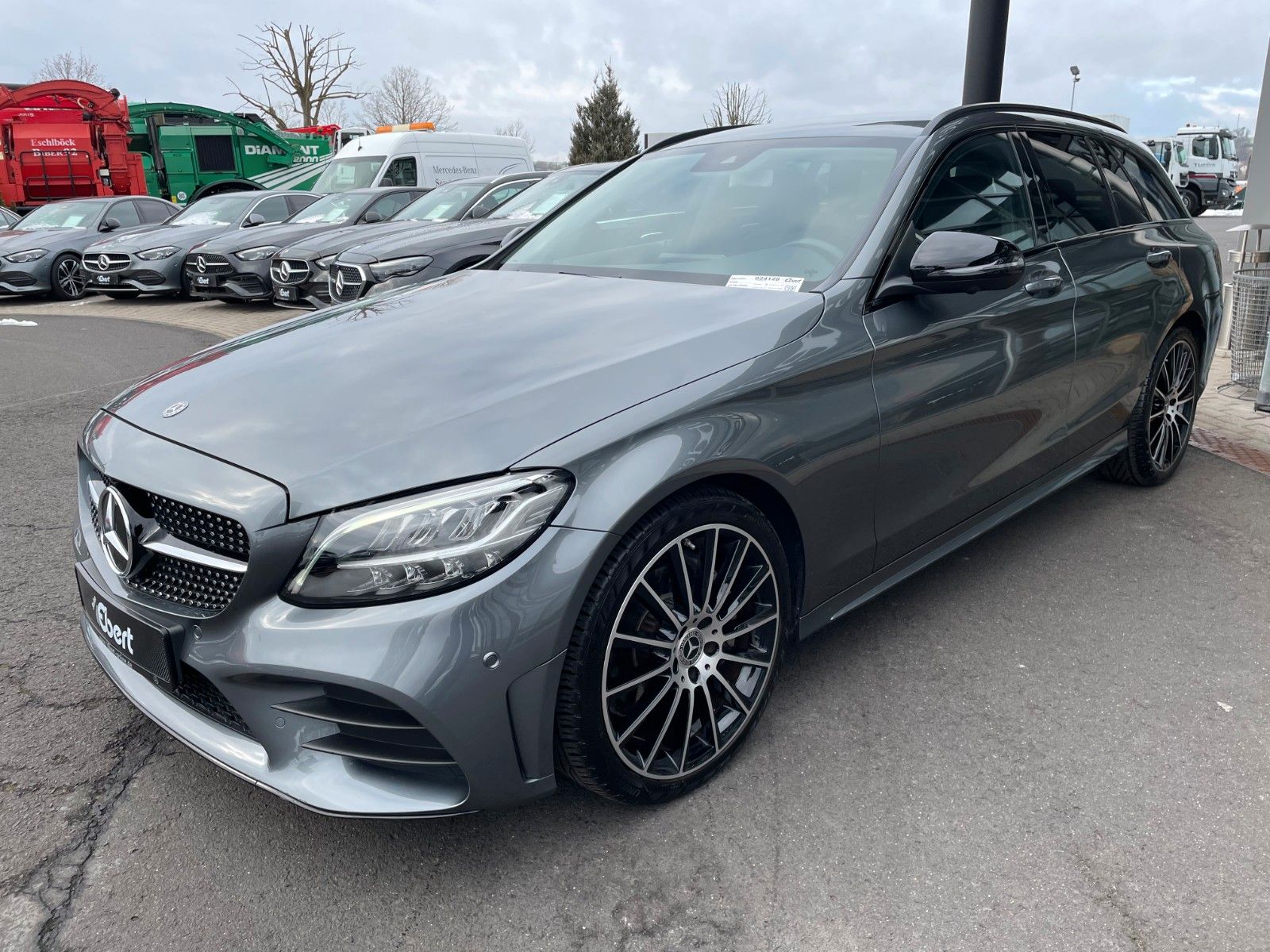 Fahrzeugabbildung Mercedes-Benz C 200 T AMG+Burm+AHK+Ambiente+360+Night