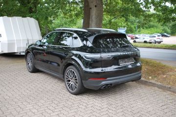 Porsche Cayenne - 7