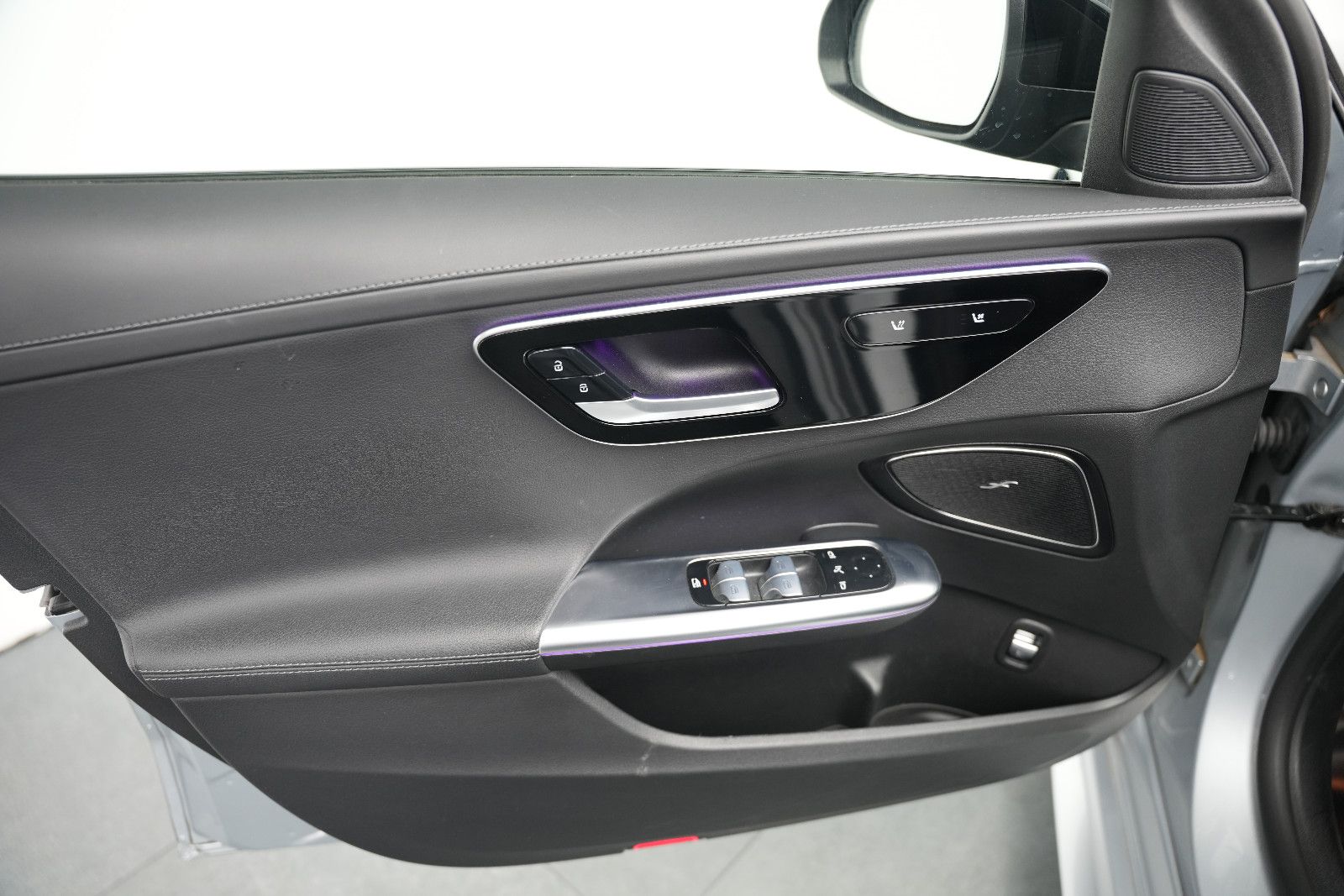 Fahrzeugabbildung Mercedes-Benz C 300d T *AMG*Panorama*Massage*Ambiente*Kamera