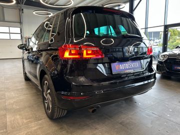 Volkswagen Golf *1-Hand*ACC*2-ZONEN*NAV*SitzHZ*