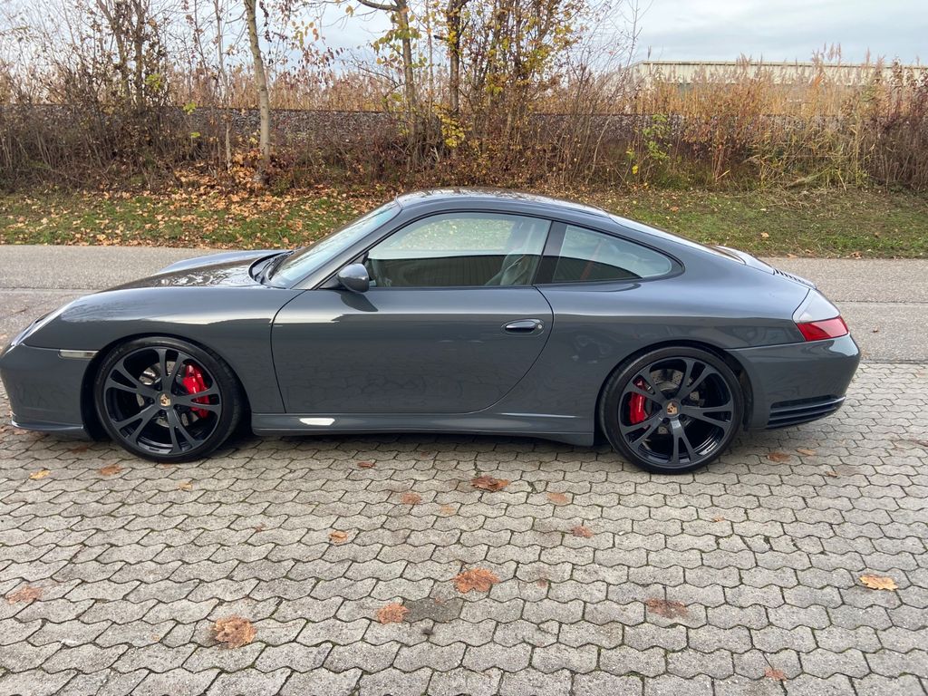 Porsche 996