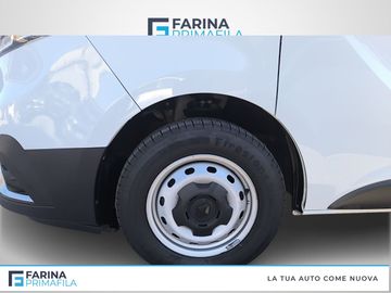 Renault Trafic - 12