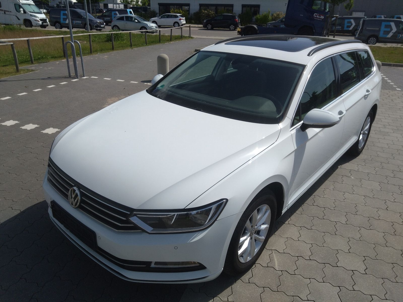 VW Passat Variant 1.6 TDI Comfortline Variant C...
