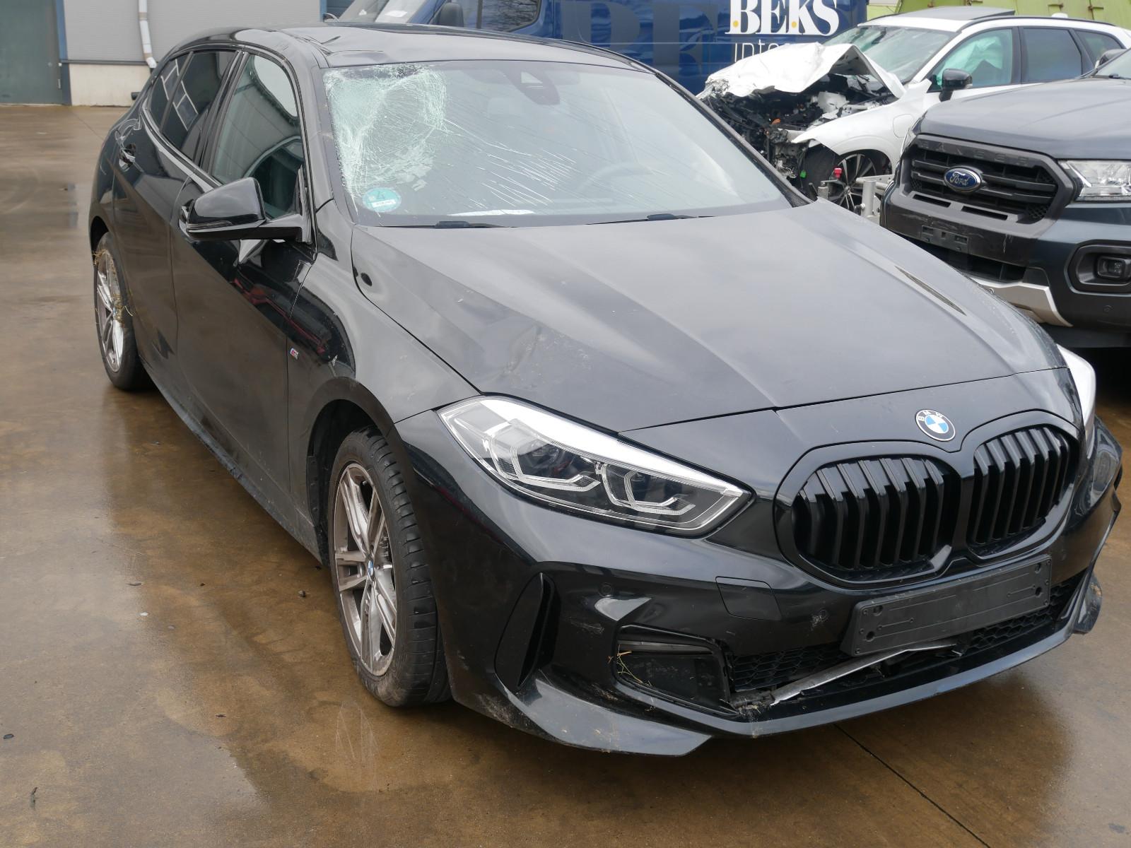 BMW 118 1 Limousine 118 i M Sport