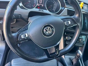 Volkswagen Touran - 6