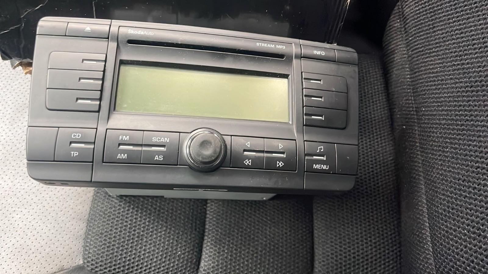 Skoda Octavia 2007 — photo 13