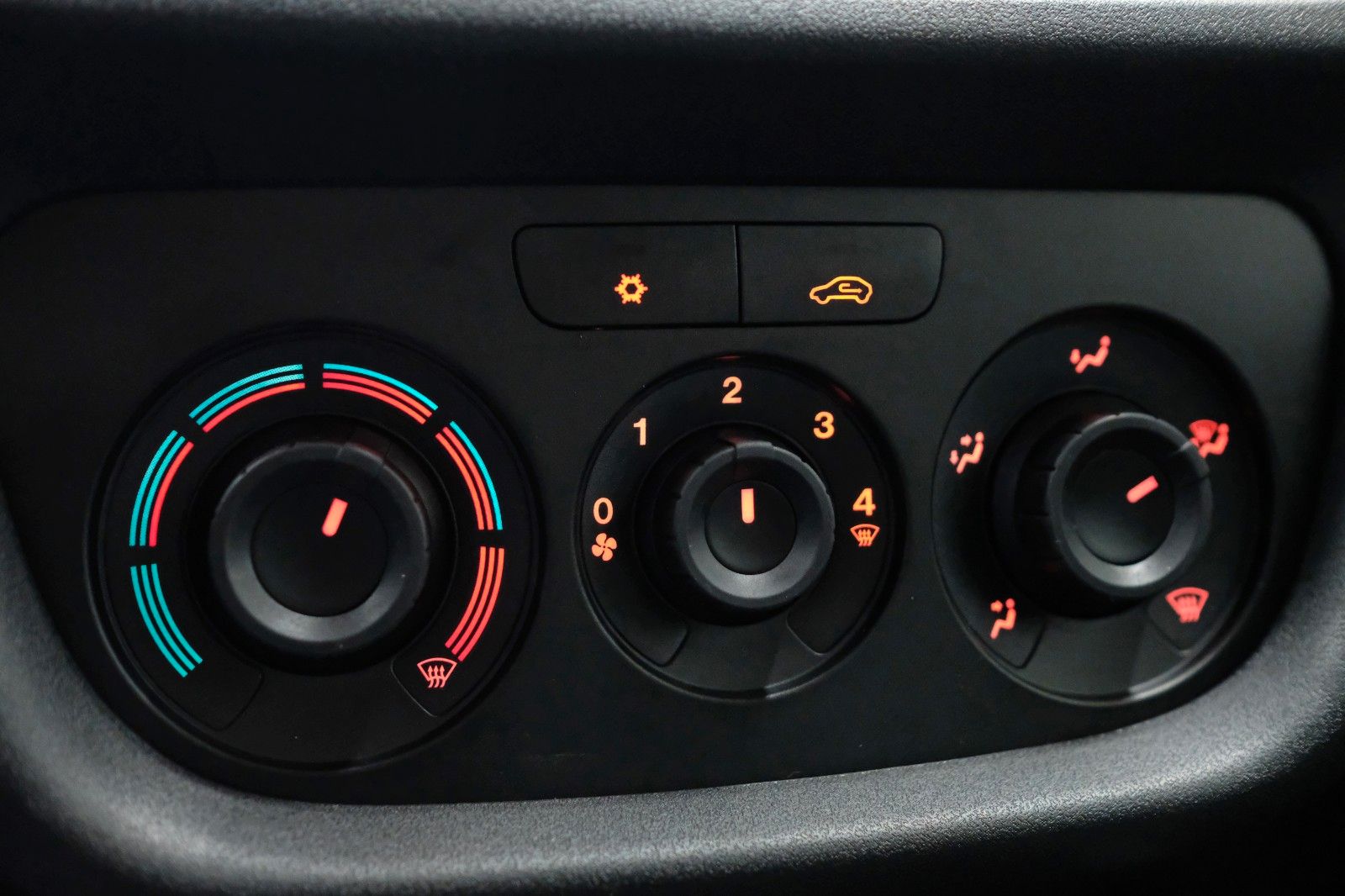 Fahrzeugabbildung Fiat Doblo Serie 2 Kombi L1H1 SX 1,6 Multijet 5-Sitze