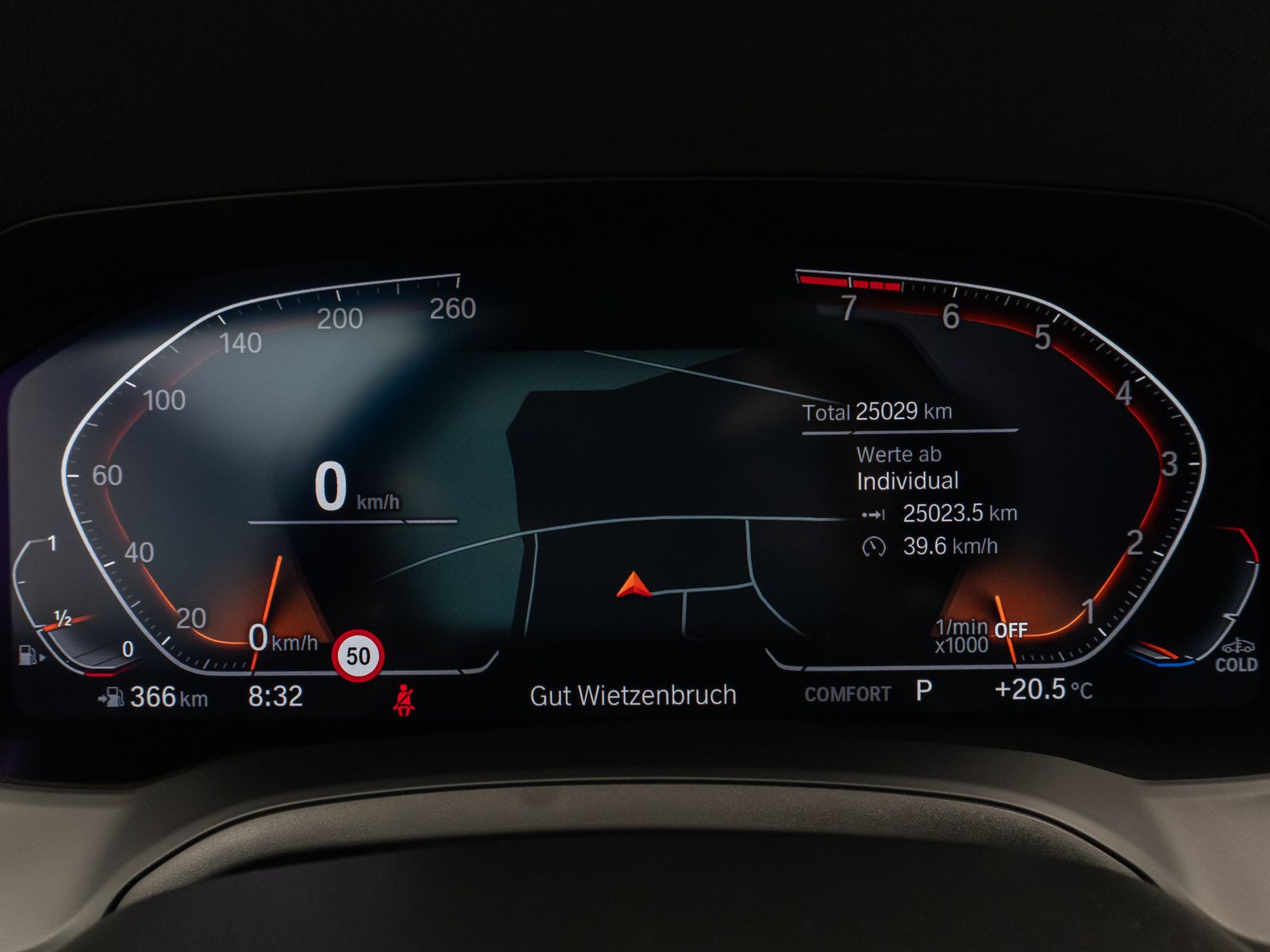 Fahrzeugabbildung BMW 330i M Sport Kamera DAB CockPitPr AHK Alarm 19"