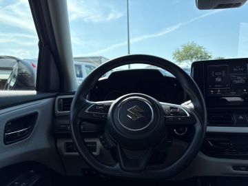 Bild 14 Suzuki Swift Club 1.2 Navi LED Apple CarPlay Android Au
