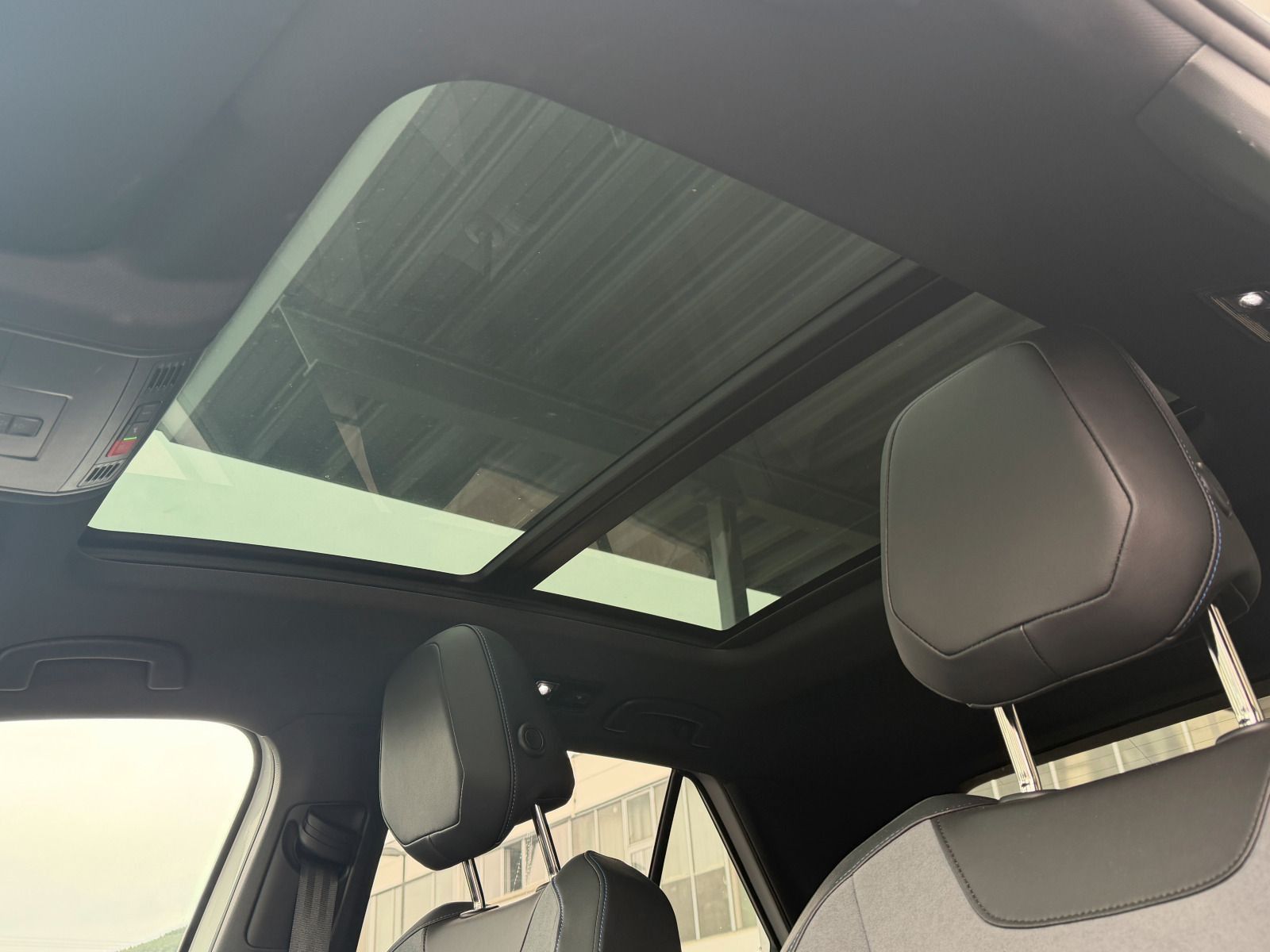 Volkswagen T-Roc - Bild 22
