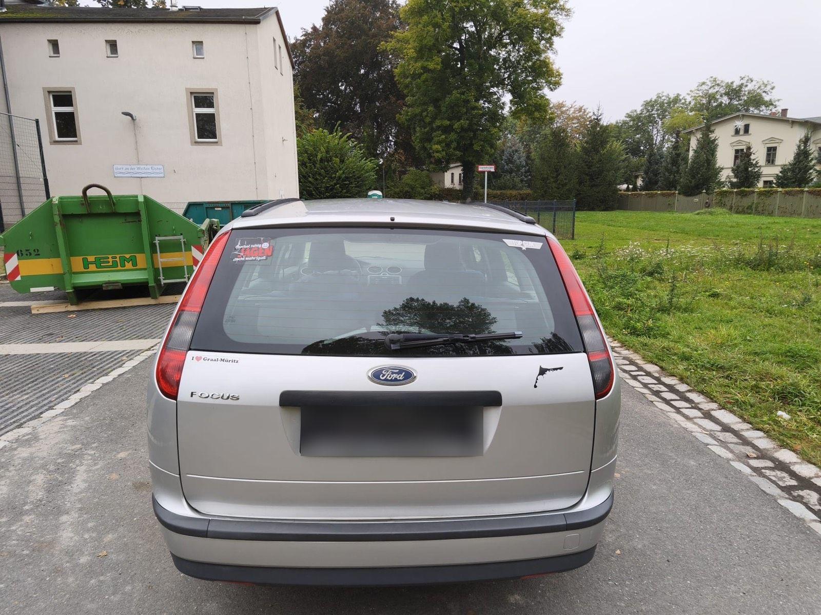 Ford Focus 2006 — engine 116 HP (85kW)