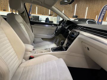 Volkswagen Passat Variant Highline BMTStart-Stopp 4Motion