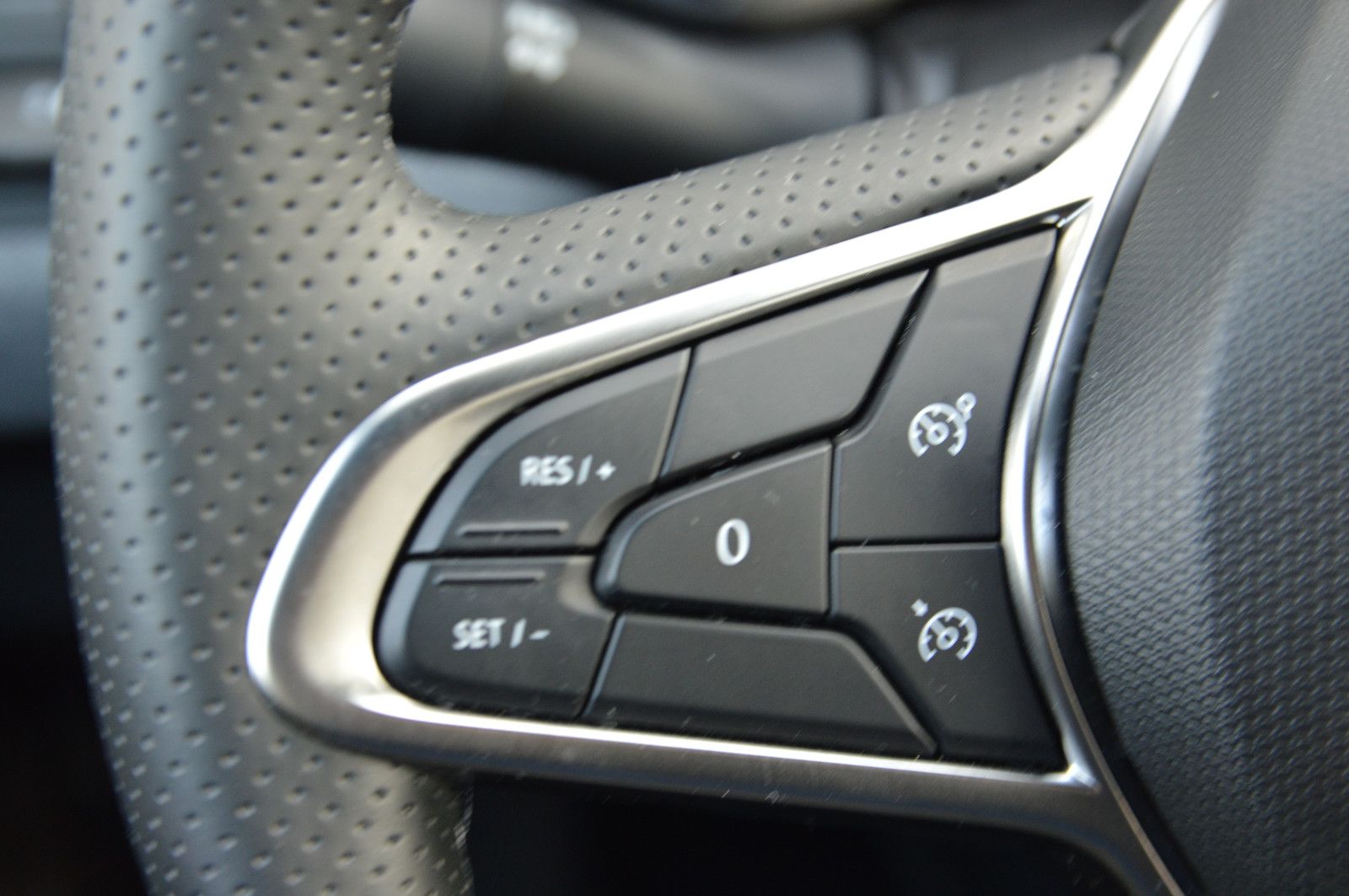 Fahrzeugabbildung Renault Clio V E-Tech Full Hybrid 145 Techno