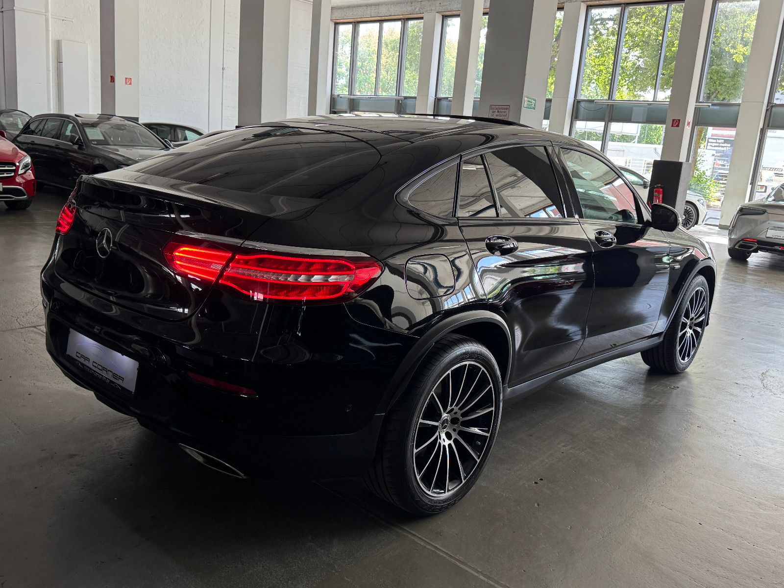 Fahrzeugabbildung Mercedes-Benz GLC 250 d COUPE 4M 9GT AMG LINE PLUS EDITION 1