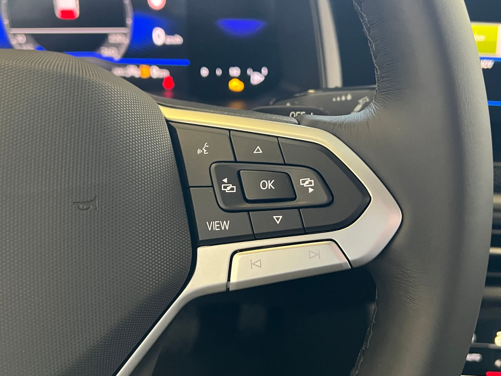 Fahrzeugabbildung Volkswagen Taigo Life 1.5 TSI DSG *IQ.Light, App-Connect, 1