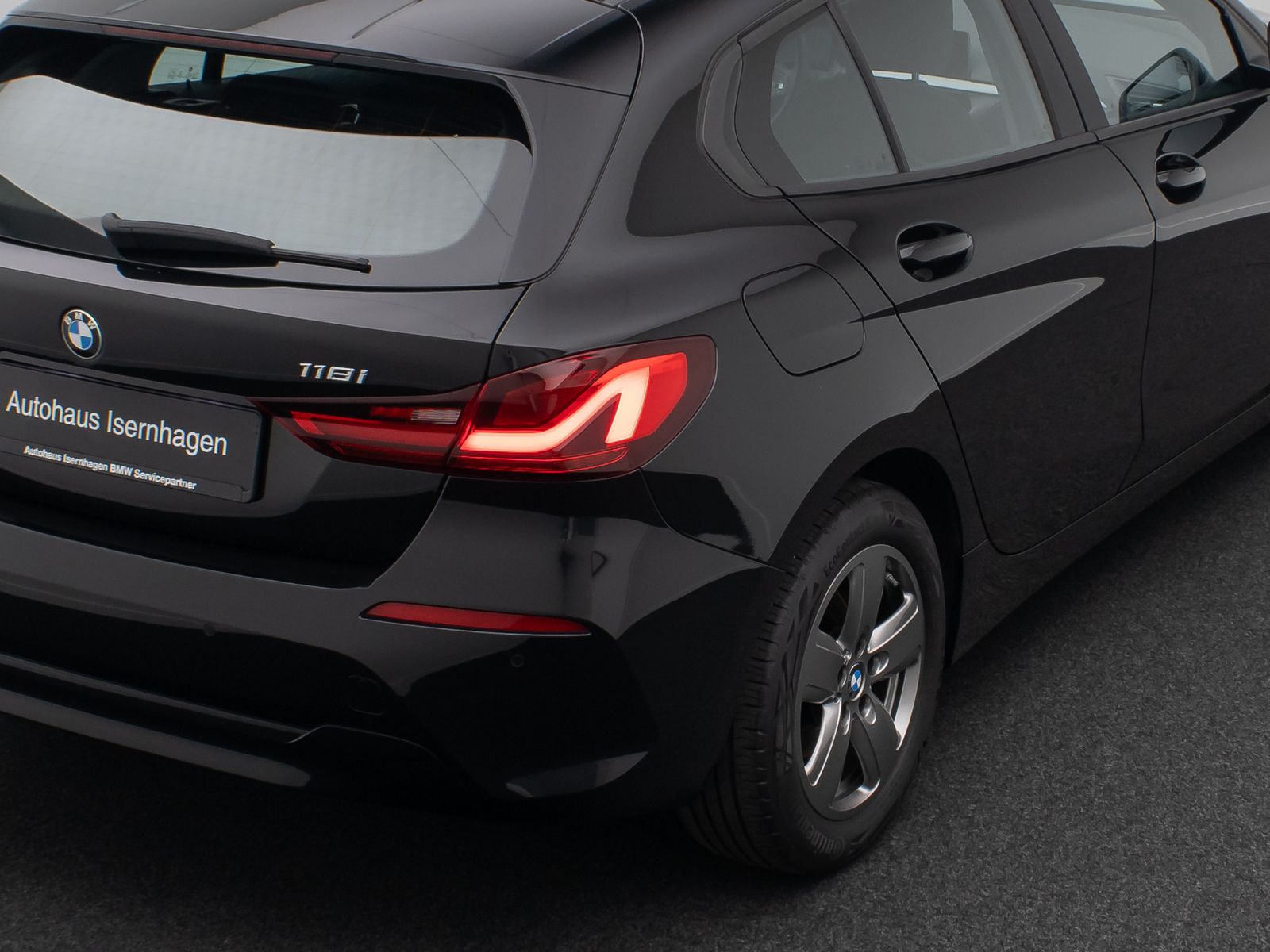 Fahrzeugabbildung BMW 118i GeschwindigReg LED PDC CockpitPro DAB WLAN