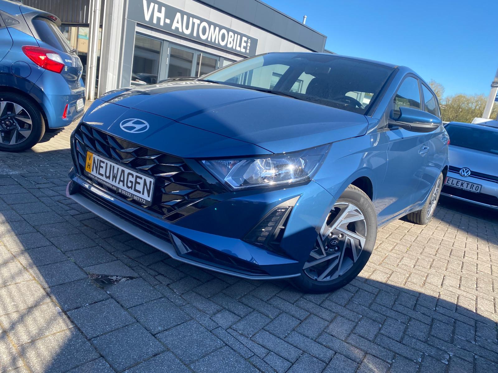 Hyundai i20*16"ALU*NAVI&R.KAMERA&PDC hi*Lenkrad&Sitzheiz
