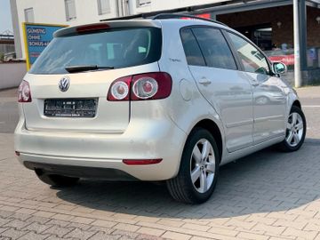 Volkswagen Golf - 12