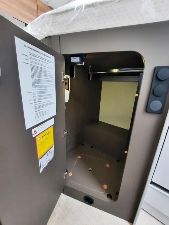 Fahrzeugabbildung Bürstner B66 690 TD Verfüg./Autom./Sat/Rüfa