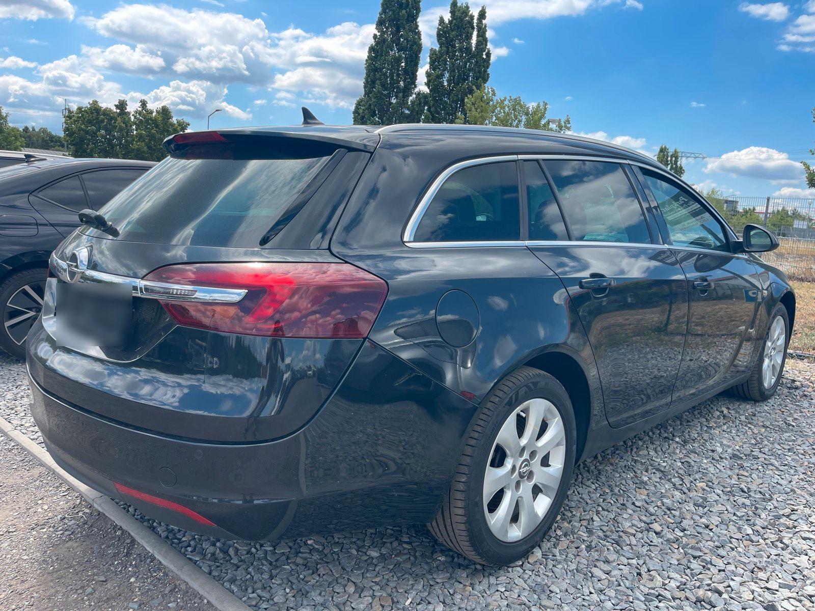 Opel Insignia 2014 — photo 8