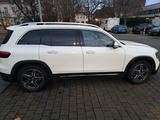 Mercedes-Benz GLB 250 4MATIC DCT - - Mercedes-Benz GLB 250: Von Privat