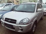 Hyundai TUCSON 2.0 CRDi  4WD - Hyundai TUCSON aus 2007: Crdi
