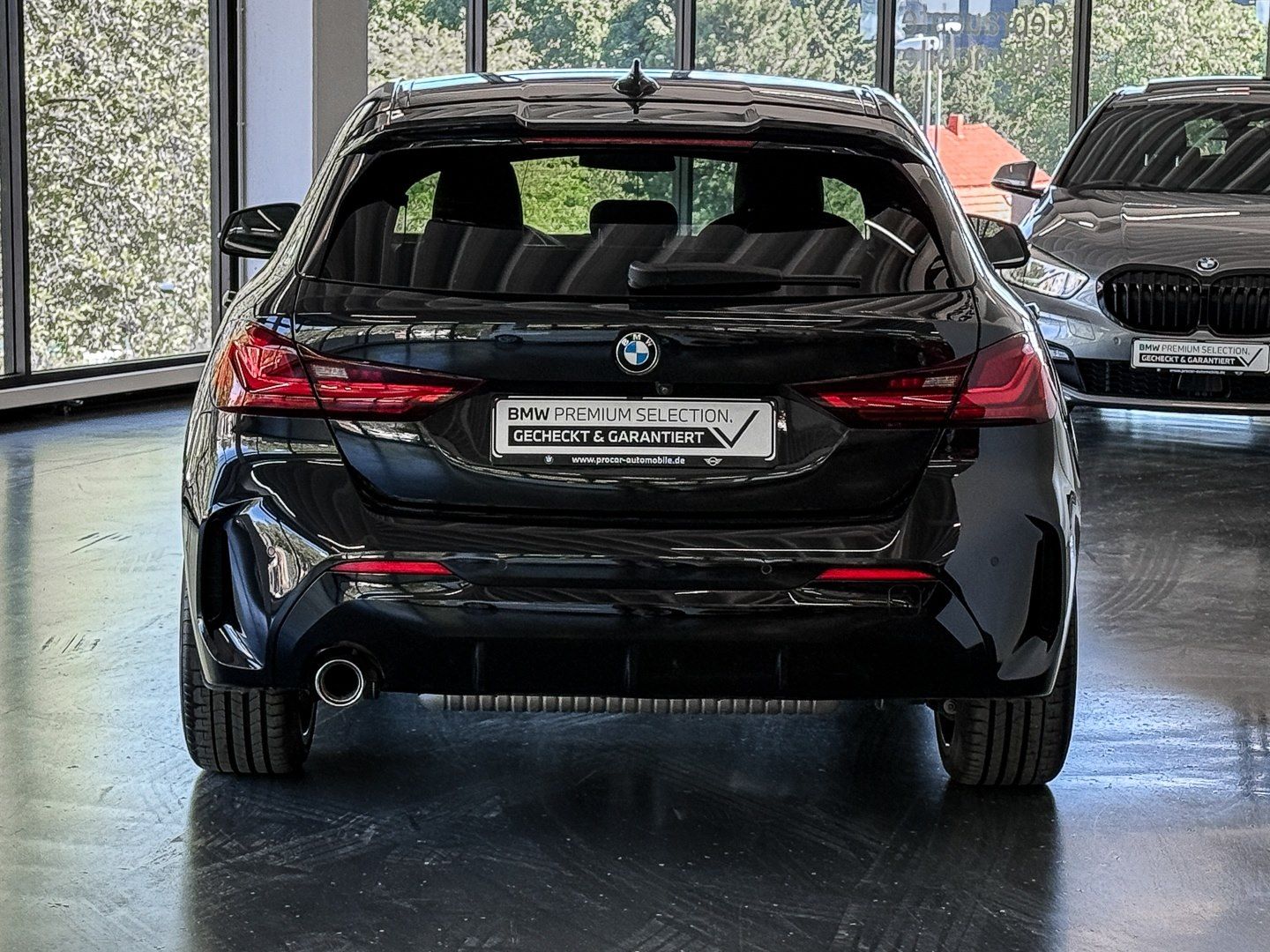 BMW 118i M-Sport Aut Nav LED HiFi Parkass 19 foto 3